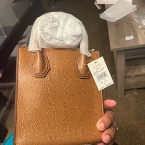 Michael kors purse new never worn